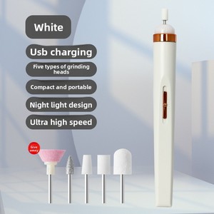 Adecuado para uso doméstico y venta ambulante, esta pequeña máquina pulidora de uñas, removedora de cutículas, set de manicura y esmeriladora de uñas. - Product Image 6