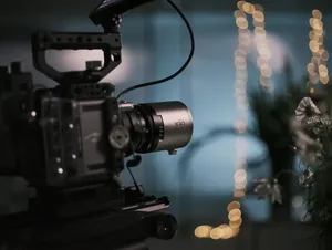 เลนส์ Great Joy Blazar 33 มม. T1.8 มุมกว้างแบบ Anamorphic 1.5x 3:2 ฟูลเฟรม EF Arri Pl โครงสร้างโลหะ - Product Image 4