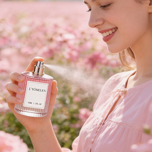 Perfume en Spray con Aceites Esenciales Florales y Amaderados Naturales, Ecológico, Unisex, Eau de Parfum de Larga Duración con Aroma Floral y Frutal - Product Image 2