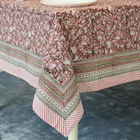 Nappe rectangulaire en coton 100% à imprimé botanique rose poudré avec bordure rayée pour la cuisine