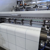 Machine de découpe rotative de rouleau de papier d'étiquette d'autocollant vierge automatique professionnel