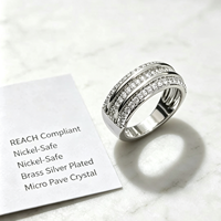 Bagues en laiton plaqué platine, pierres étincelantes élégantes pour les fêtes d'anniversaire, les mariages, les anniversaires de mariage, bijoux de mode, cadeaux