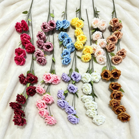 Boules de fleurs artificielles en soie de luxe en gros pour la décoration de centres de table de mariage et d'événements