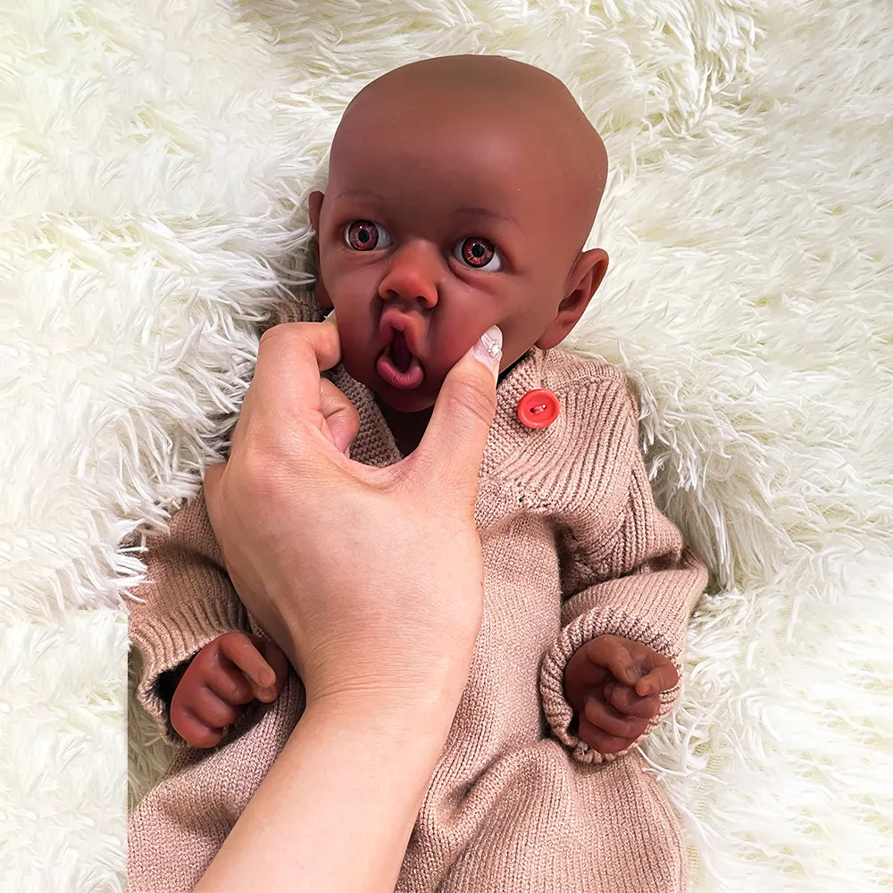 45 cm vollständige solide Silikon-Baby Neugeborenes Mädchen 3D-bemalt lebensecht afroamerikanisch flexible neugeborene Babypuppe Säugling Geschenk