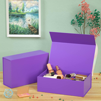 Boîte cadeau rigide en carton recyclable, grand format, violette, magnétique, pliable, design personnalisé, luxe, pour cosmétiques et soins de la peau.