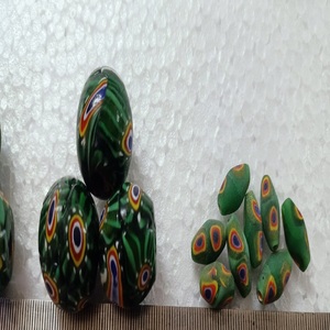 Cuentas de vidrio Millefiori hechas a medida en tamaño 8mm en adelante, ideales para reventa por diseñadores de joyas en verde oscuro - Product Image 1