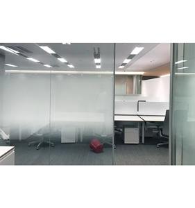 Film décoratif pour fenêtre en verre PET moderne à points dégradés auto-adhésif double face 1,52*30m, épaisseur 2mil - Product Image 1