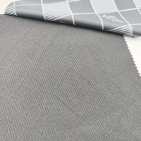 Tissu en Pongee Tricoté Effet Cuir Réfléchissant Argenté pour Doudoune, Tissu Tafta Coupe-Vent en PU Artificiel pour Vêtements – Vente en Gros