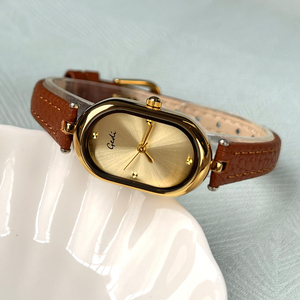 Reloj de Cuarzo Ovalado de Lujo Discreto para Mujer, Reloj de Pulsera Elegante y Minimalista de Alta Gama con Correa de Cuero - Product Image 6