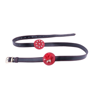 QKKQ Nuevo Masajeador de Pezones con Púas Metálicas y Cuero PU, Estimulador de Pezones con Diseño de Rosa, Juguetes Sexuales para Mujeres y Hombres - Product Image 4