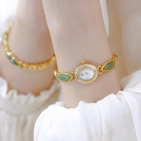 Jade incrusté et strass montre pour femme à quartz médiéval 2025 nouveaux bijoux esthétiques orientaux de luxe et haut de gamme