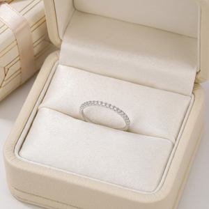 Exclusivo Anillo Apilable de Media Eternidad de Oro Sólido de 18K con Diamantes Naturales Auténticos para Mujer, Joyería Fina de Moda al por Mayor para Uso Diario - Product Image 4