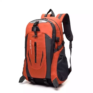 Mochila de gimnasio de senderismo ecológica OEM de <span class=keywords><strong>50</strong></span> <span class=keywords><strong>litros</strong></span>, poliéster impermeable 600D con cremallera elegante para entusiastas del fitness - Product Image 4