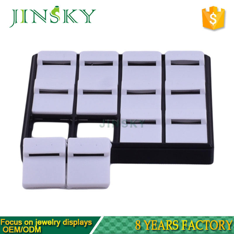 # ต่างหู12สล็อต