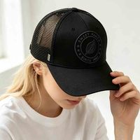 Gorra Trucker de 5 Paneles Estilo Francés, Bicolor, con Malla Trasera en Contraste, Logo Personalizable, Urbana