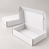 Boîte à pâtisserie personnalisée haut de gamme, écologique, en carton ondulé blanc, avec fermeture magnétique et rabats latéraux pour l'emballage de pâtisseries à emporter