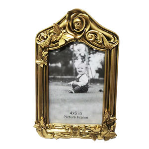 Vente <span class=keywords><strong>en</strong></span> gros Cadre photo <span class=keywords><strong>en</strong></span> résine Cadre photo vintage <span class=keywords><strong>en</strong></span> résine personnalisé <span class=keywords><strong>Collage</strong></span> vintage <span class=keywords><strong>en</strong></span> or Cadre suspendu - Product Image 4