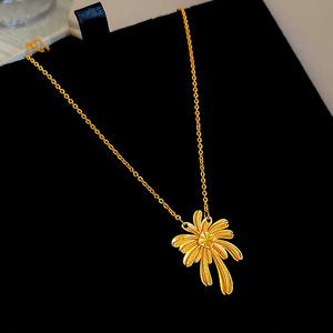 Ensemble de bijoux en cuivre en gros pour femmes, collier et boucles d'oreilles en forme de feux d'artifice dorés - Product Image 3