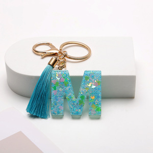 Llavero de moda azul cielo con letras brillantes y borla, adorno para bolso, regalo perfecto de cumpleaños o festivo para amigos - Product Image 4