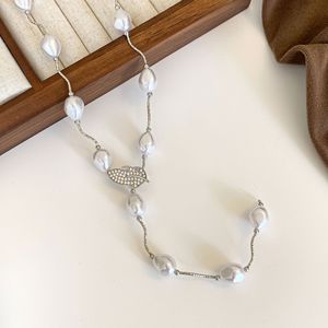 Korean Style Pearl Necklace Long Sweater Chain Leaf Pendant Imitation Pearl Women's Fashion Jewelry Gift - Product Image 1