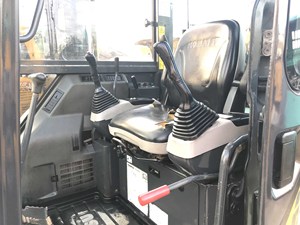 Mini-excavatrice Komatsu d'occasion presque neuve de 3,5 tonnes, KOMATSU PC35, excavatrice sur chenilles d'occasion, meilleur prix à la vente - Product Image 4