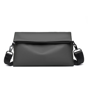 Bolso Bandolera de Fin de Semana para Hombre con Diseño de Logotipo Personalizado, Bolso de Cintura para Trabajo y Fitness, Bolso Cruzado de Nylon Negro, Riñonera para Hombre - Product Image 2