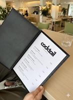 Porte-menu en similicuir gravé résistant à l'usure de style occidental, porte-menu de restaurant, porte-menu fait main pour café ou bar