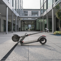LCD ekran 350W fırçasız e-scooter yol katlanabilir yetişkinler elektrikli Scooter lityum taşınabilir çift süspansiyon App/ses kontrolü