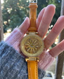 Orologio <span class=keywords><strong>da</strong></span> <span class=keywords><strong>Polso</strong></span> <span class=keywords><strong>da</strong></span> Donna con Charm a Girasole, Cinturino in Vera Pelle, Movimento al Quarzo, Allarme, Spessore 12mm, Resistenza all'Acqua 3BAR, Metallo - Product Image 6