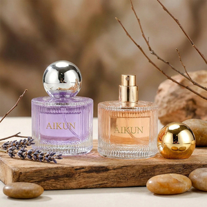 Aikun – Coffret de parfum 100 ml en verre côtelé rond avec logo par transfert d'eau, crème parfumée personnalisée longue durée, faible MOQ, livraison rapide pour entreprises - Product Image 3
