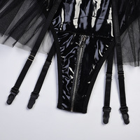 Combinaison triangulaire à bretelles en cuir verni brillant Combinaison de circonférence de hanche Sous-vêtements sexy en cuir brillant Lingerie pour femmes