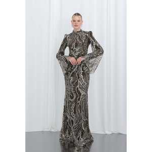 ชุดราตรีผ้าออร์แกนซ่าปักลายหรูหรา คอสูง เปิดหลัง สีมิงค์ โปร่งแสง กระชับเข้ารูป เอวธรรมชาติ แขนยาว - Product Image 4