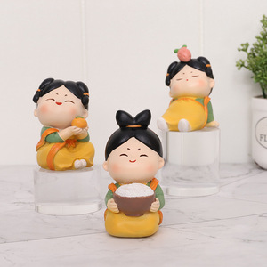 รูปปั้นเรซิ่นสตรีราชสำนักราชวงศ์ถัง งานแฮนด์เมด ของตกแต่งสำหรับตั้งโชว์บนโต๊ะที่บ้าน - Product Image 3