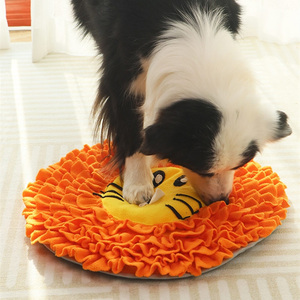 Tapis de reniflement pour <span class=keywords><strong>chien</strong></span> OEM de haute qualité, écologique, lavable, durable, pour l'entraînement olfactif, motif dessin animé mignon, tapis d'alimentation - Product Image 2