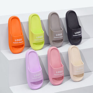 OEM Designer Spa Maison Nuage Confortable Doux Eva Mousse Antidérapant Sandale Logo Personnalisé Diapositives Pantoufles pour Femme Homme Vente en Gros - Product Image 2