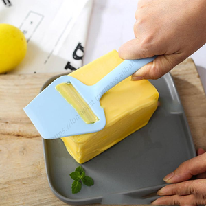 Couteau à beurre LMK 127 en gros, outil de cuisine multifonction, accessoires, trancheur de fromage en plastique - Product Image 1