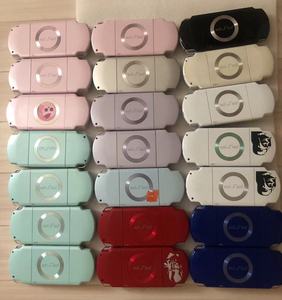 Konsol Game PSP2000 Bekas Original dengan Kartu Memori 8GB, Kabel Pengisi Daya & Struk - Siap Dimainkan