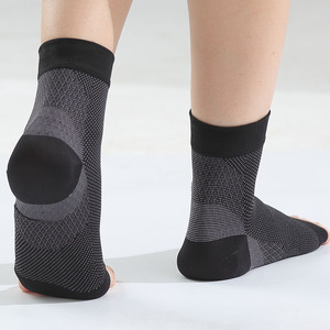 Chaussettes courtes de sport d'extérieur, manchon de <span class=keywords><strong>pied</strong></span> en nylon pour fasciite plantaire, manchon de <span class=keywords><strong>pied</strong></span> <span class=keywords><strong>ouvert</strong></span> pour femme, chaussettes de compression pour homme - Product Image 6