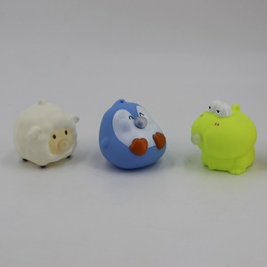 Juguetes Blandos de Espuma PU con Diseño de Animales, Pelota Antiestrés, Presión y Salen Burbujas - Product Image 1