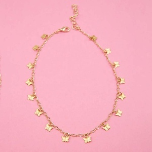 قلادة قلادة ساحرة ذهبية عيار 14 قيراط من الفضة الإسترلينية - Product Image 1