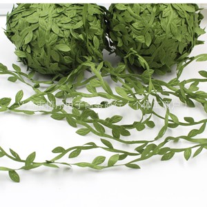 Guirlande de feuilles de saule artificielles en tissu simulé, 200 m, vert, pour décoration de couronnes florales DIY - Product Image 1