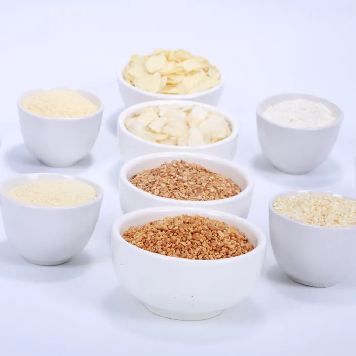 China Dehydrated Garlic Mince / Slices / Powder