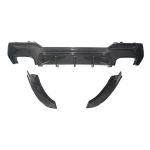 Diffusore a labbro paraurti posteriore in fibra di carbonio asciutto adatto per <span class=keywords><strong>BMW</strong></span> <span class=keywords><strong>serie</strong></span> <span class=keywords><strong>4</strong></span> <span class=keywords><strong>G22</strong></span> G23 430 coupé a 2 porte 2021-2023 - Product Image 1