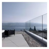 Fantastique Nouveau Design de Garde-corps d'Escalier Fixé au Sol en Acier Inoxydable avec Support en Verre Trempé pour Balcon à Vendre