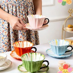 Taza y Plato de Cerámica con Diseño de Flor de Ensueño a Rayas, Taza de Agua de Alto Valor Estético, Taza de Café Americana para Parejas y Chicas - Product Image 2