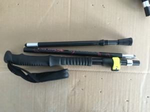 Bâtons <span class=keywords><strong>de</strong></span> <span class=keywords><strong>marche</strong></span> d'extérieur en fibre <span class=keywords><strong>de</strong></span> carbone Alpenstock Bâtons <span class=keywords><strong>de</strong></span> randonnée pliables télescopiques Bâtons <span class=keywords><strong>de</strong></span> trekking - Product Image 4