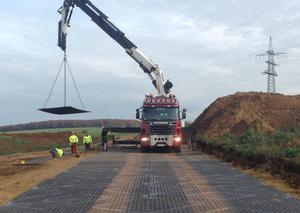 Alfombra Temporal Ligera para Proteger Sistemas de <span class=keywords><strong>Riego</strong></span>, Alfombra de Protección del Suelo y Alfombra de Acceso para Invernaderos y Conciertos - Product Image 2