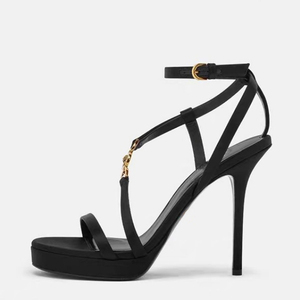 รองเท้าส้นสูงแบบส้นเข็มประดับโลหะสำหรับผู้หญิง พร้อมสายรัดข้อเท้า รองเท้าแตะแบบสวมสำหรับฤดูร้อน ทำจากผ้าซาติน พื้นรองเท้าเตี้ย - Product Image 6