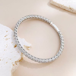 Bracelet de luxe pour femme en or blanc 18 carats serti de diamants de laboratoire, collection Fashion Channel, vente en gros - Product Image 2