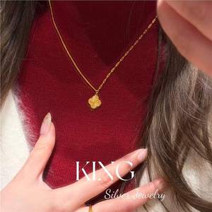 ชุดเครื่องประดับเงินคิงซิลเวอร์ ลายโคลเวอร์สีรุ้ง สร้อยคอ สร้อยข้อมือ ต่างหู สำหรับผู้หญิง แฟชั่นเครื่องประดับสำหรับใส่ทุกวัน - Product Image 4